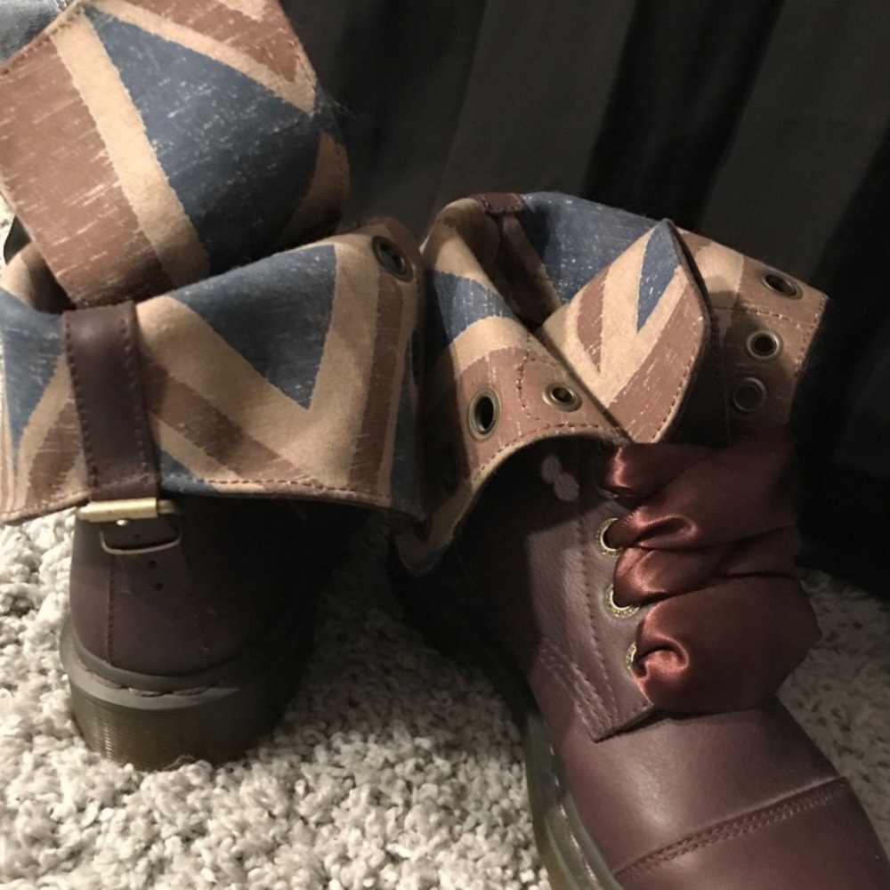 Dr. Martens size 6